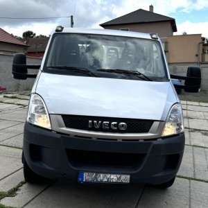 foto 6.7t abchlepp plate 7sitze EUR5 Iveco Daily 65C17D kipp winde