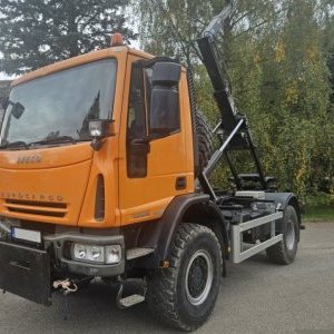 foto 4x4 abroll 13.5t Iveco kommunal WINTER+SOMMER wasser streuer