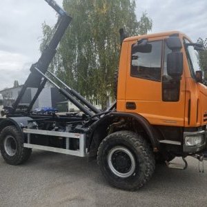 foto 4x4 abroll 13.5t Iveco kommunal WINTER+SOMMER wasser streuer